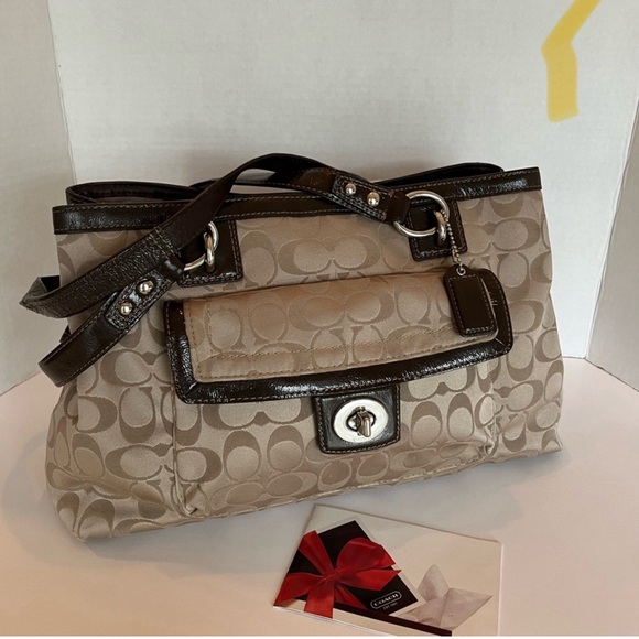 Authentic COACH Signature “PENELOPE” Shoulder Bag Front Turnkey Pocket - Picture 11 of 11